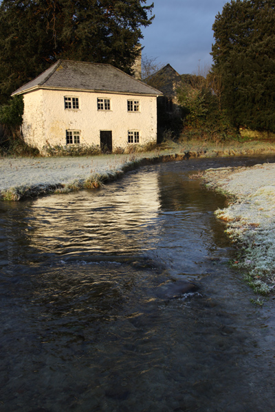 Ysgoldy Fach, Cilycwm